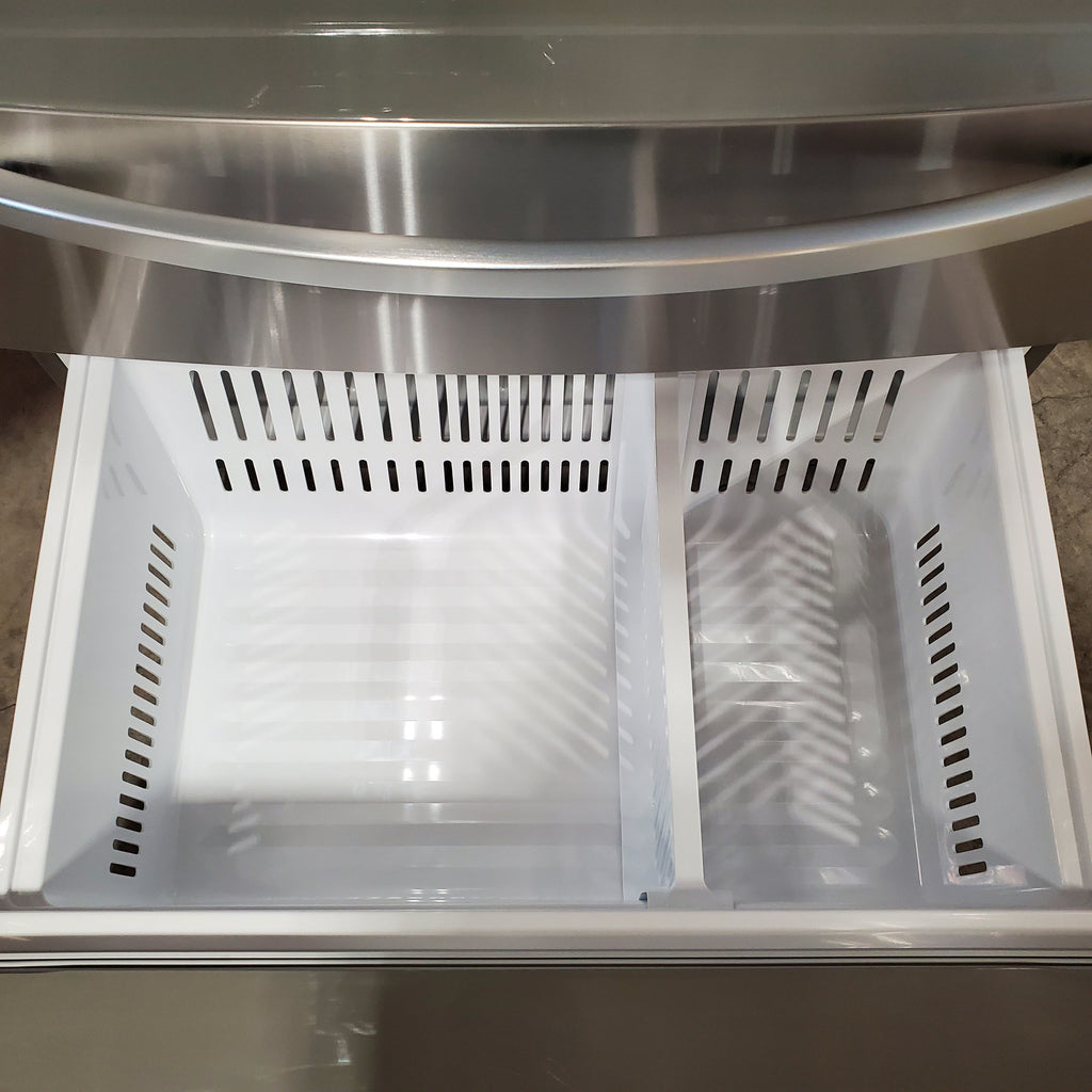 LG 27.8-cu ft 4-Door French Door Refrigerator with Dual Ice Maker in Fingerprint Resistant Steel 3SD777 - LRMXS2806S - Scratch & Dent (Minor)