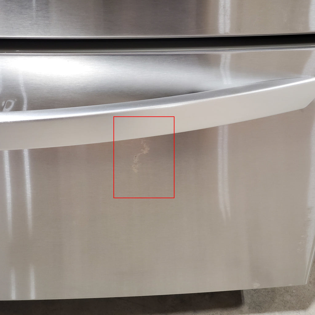 LG 27.8-cu ft 4-Door French Door Refrigerator with Dual Ice Maker in Fingerprint Resistant Steel 3SD777 - LRMXS2806S - Scratch & Dent (Minor)