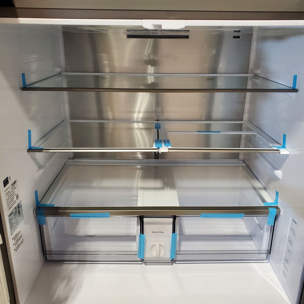 Samsung 29 cu. ft. Bespoke 4-Door French Door Refrigerator with Beverage Center™ in Stainless Steel 5SD198 - RF29BB8600QL - Scratch & Dent (Minor)