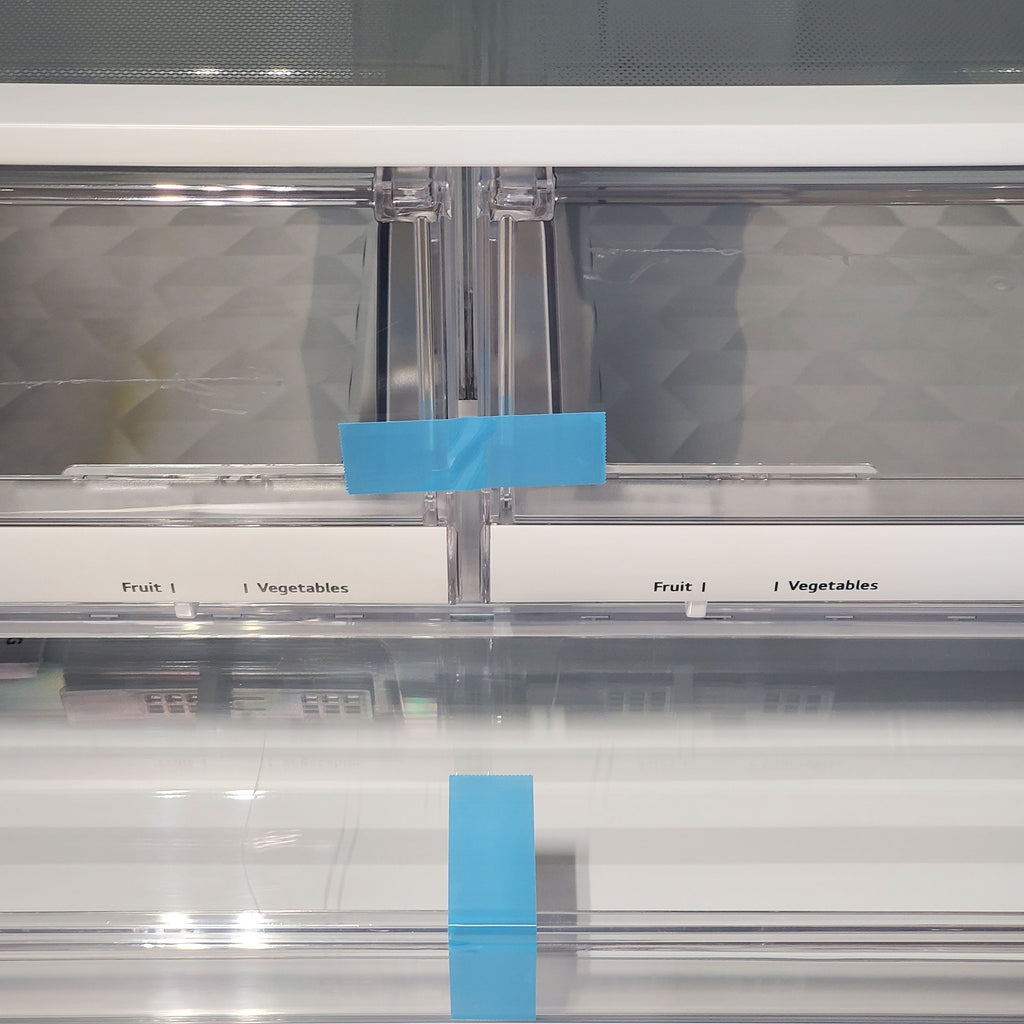 LG 27.8-cu ft 4-Door French Door Refrigerator with Dual Ice Maker in Fingerprint Resistant Steel 3SD777 - LRMXS2806S - Scratch & Dent (Minor)