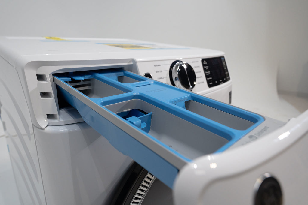 GE ENERGY STAR 4.8 cu. ft. Capacity Smart Front Load Washer with UltraFresh Vent System with OdorBlock GFW550SSNWW - New in Box