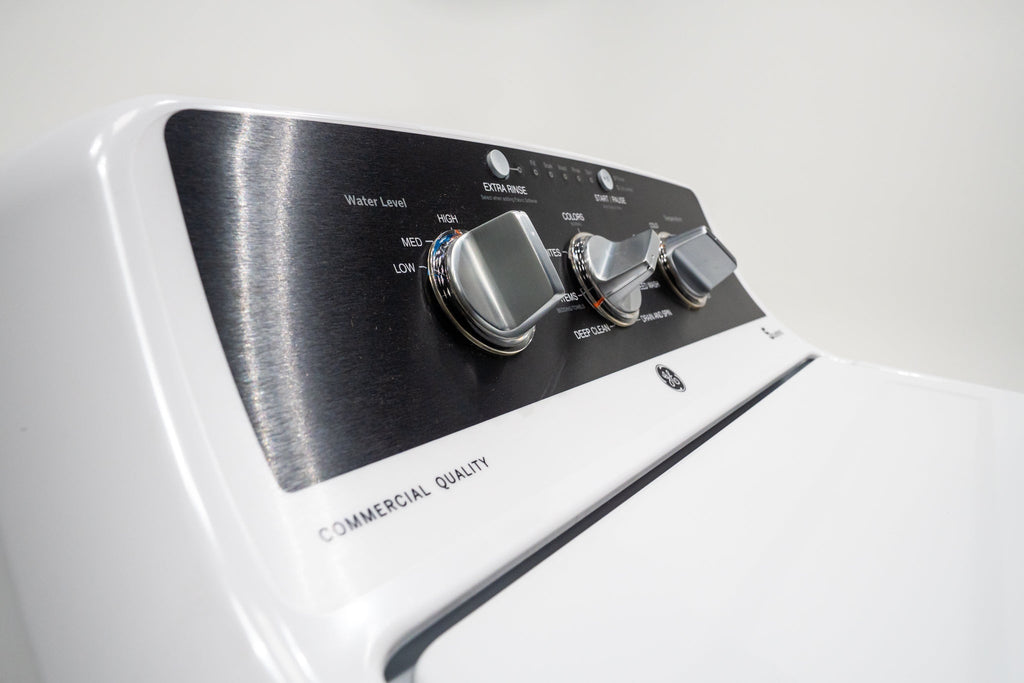 GE 4.3 cu. ft. Capacity Washer with Stainless Steel Basket with Deep Clean GTW525ACWWB - New in Box